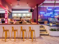 復古霓虹風泳池俱樂部圖片-7